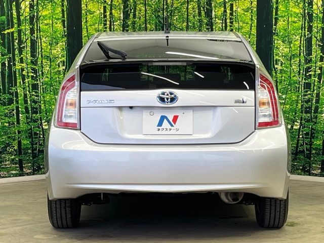 TOYOTA PRIUS 2015 Image 31