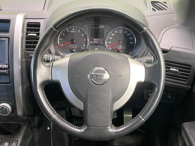 NISSAN X-TRAIL 4WD 2011 Image 31