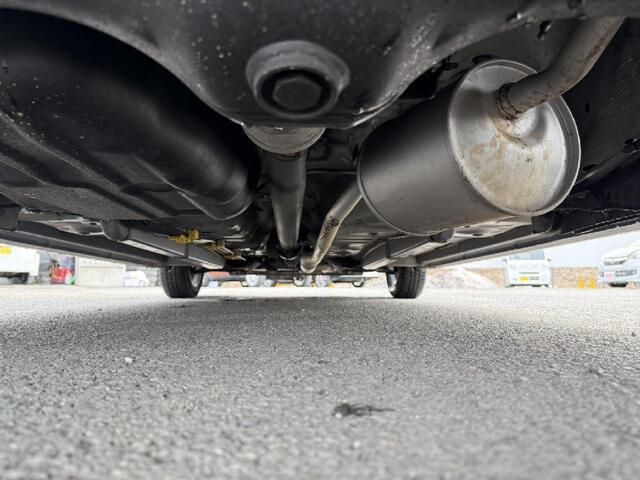 DAIHATSU MOVE CUSTOM 4WD 2015 Image 31