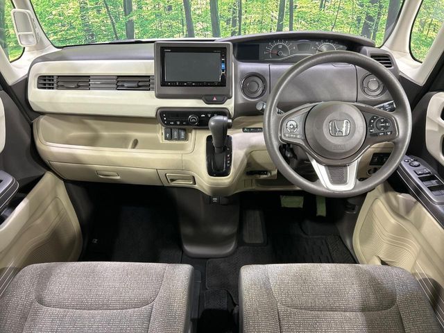 HONDA N BOX 2017 Image 31