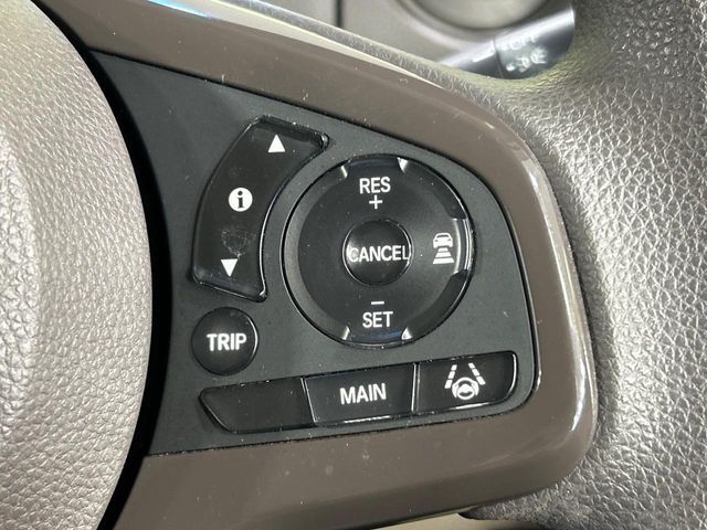 HONDA N BOX 2017 Image 31