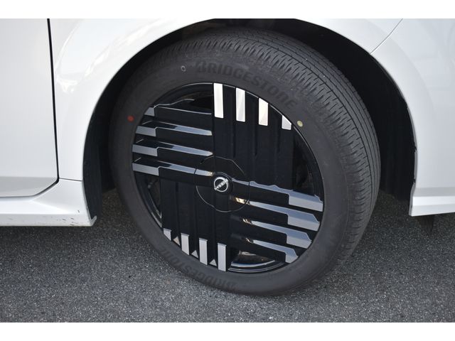 NISSAN AURA 2025 Image 31