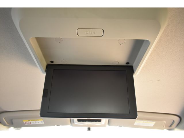 NISSAN SERENA  S-HYBRID 2017 Image 31