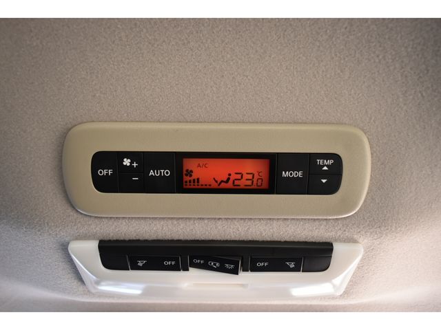 NISSAN SERENA  S-HYBRID 2017 Image 31