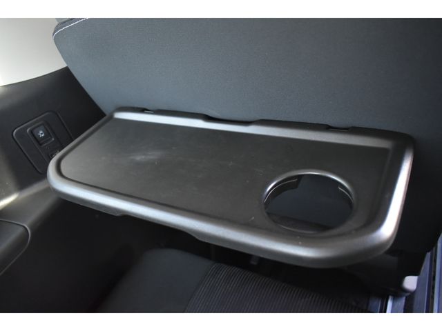 NISSAN SERENA  S-HYBRID 2017 Image 31