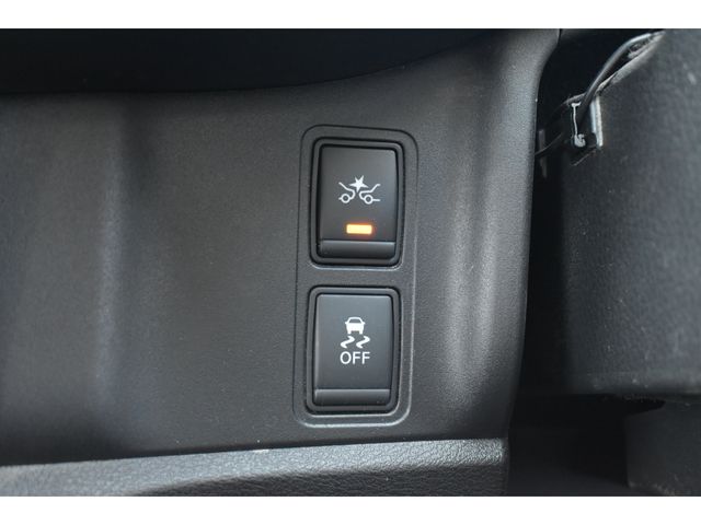 NISSAN SERENA  S-HYBRID 2017 Image 31