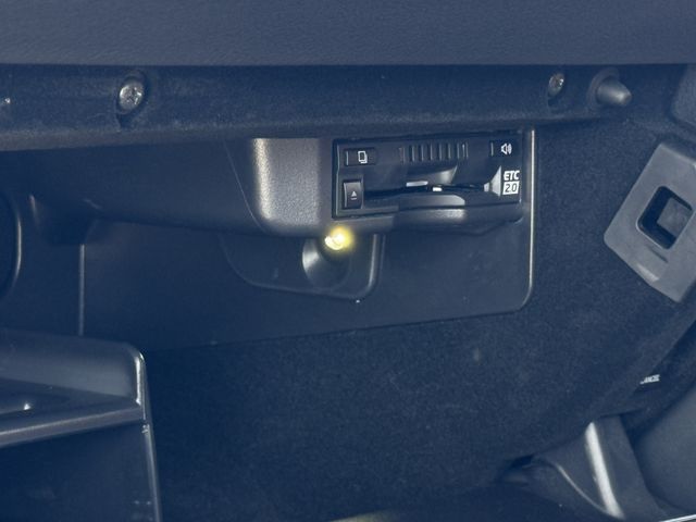 TOYOTA LEXUS RC300H 2023 Image 31