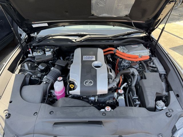 TOYOTA LEXUS RC300H 2023 Image 31