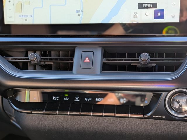 TOYOTA LEXUS UX250H 2023 Image 31