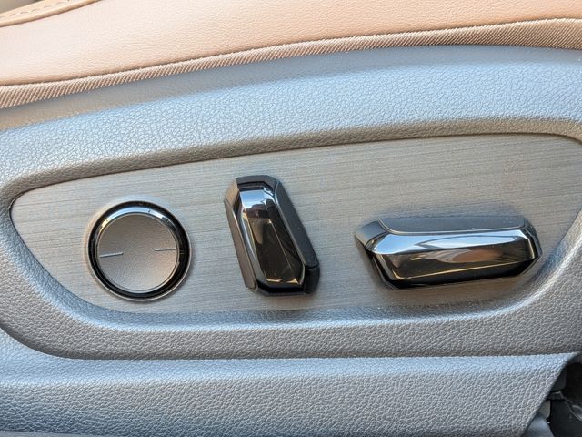 TOYOTA LEXUS UX250H 2023 Image 31