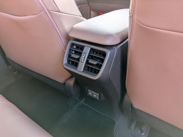 TOYOTA LEXUS UX250H 2023 Image 31