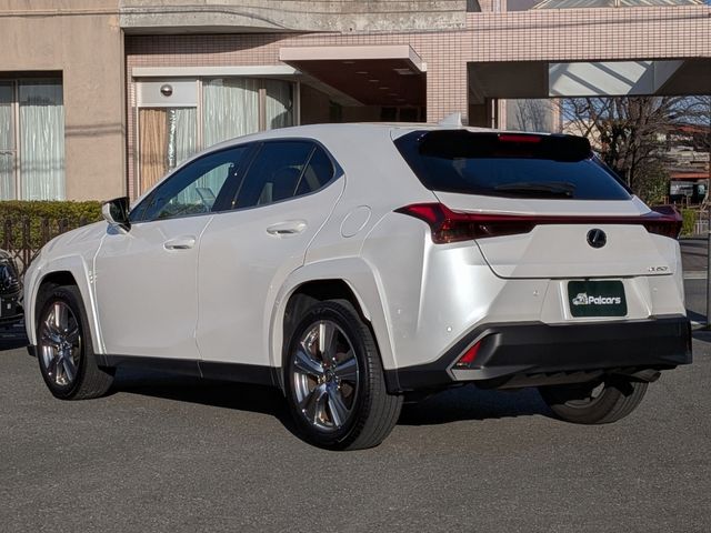 TOYOTA LEXUS UX250H 2023 Image 31