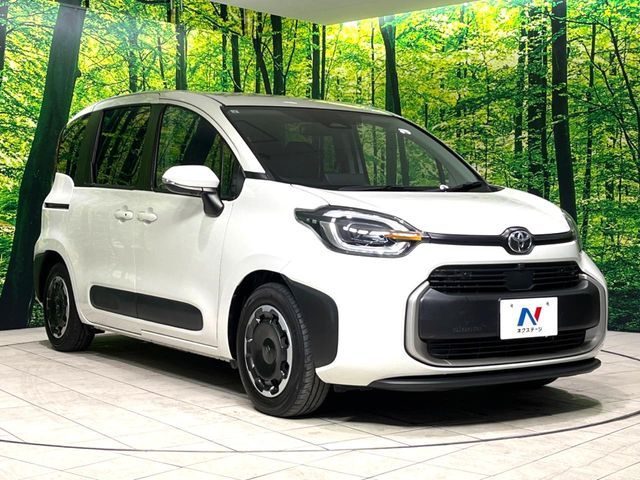 TOYOTA SIENTA HYBRID 2023 Image 31