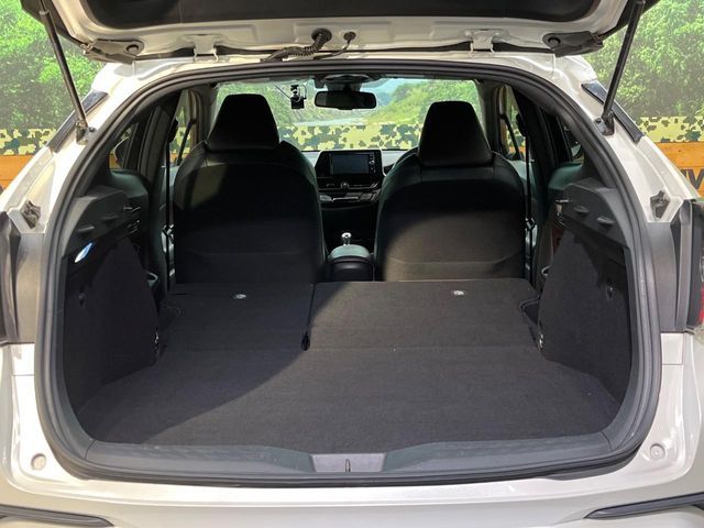 TOYOTA C-HR 2017 Image 31