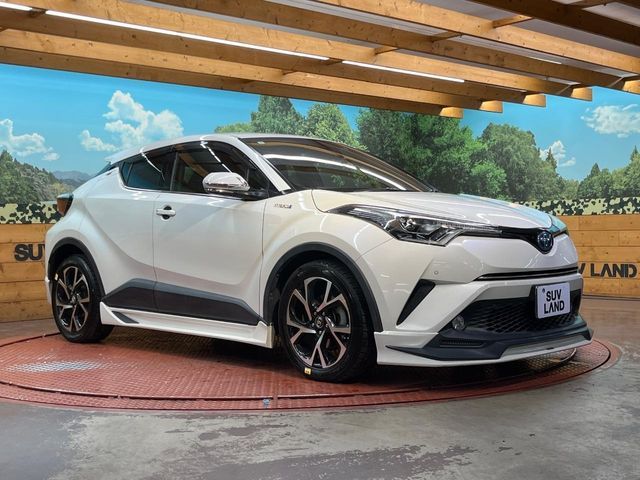 TOYOTA C-HR 2017 Image 31