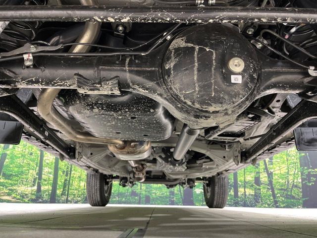 SUZUKI JIMNY NOMADE 2025 Image 31