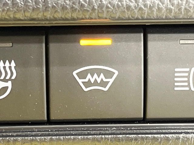 TOYOTA PRIUS 4WD 2025 Image 31