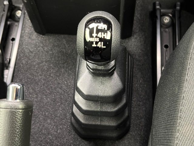 SUZUKI JIMNY 4WD 2021 Image 31