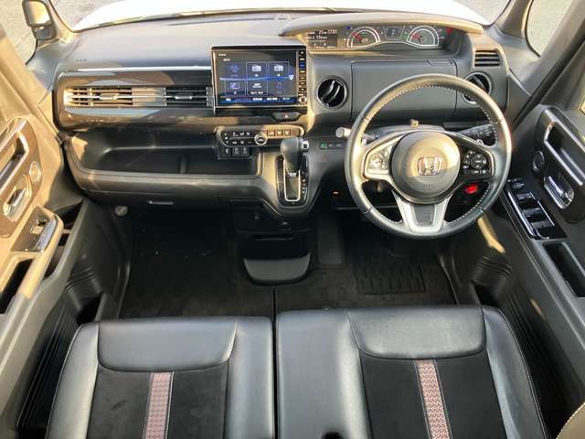 HONDA N BOX CUSTOM 2018 Image 31