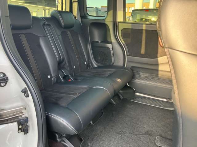 HONDA N BOX CUSTOM 2018 Image 31