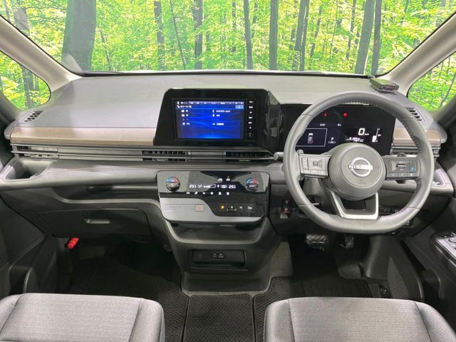 NISSAN SERENA  WG 2025 Image 31