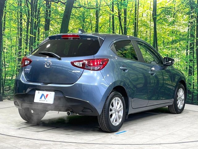 MAZDA DEMIO 2016 Image 31