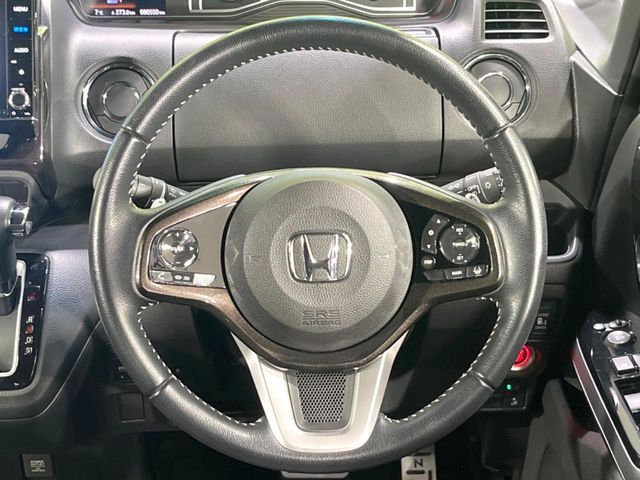 HONDA N BOX CUSTOM 2020 Image 31