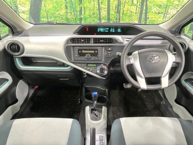 TOYOTA AQUA 2012 Image 31