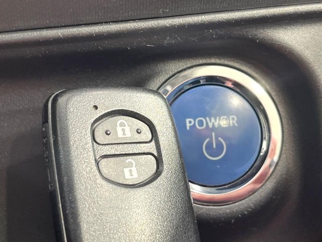 TOYOTA AQUA 2012 Image 31