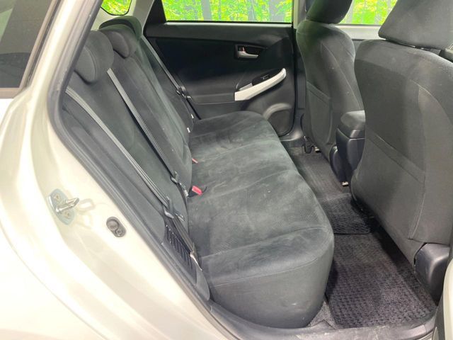 TOYOTA PRIUS 2012 Image 31