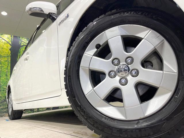 TOYOTA PRIUS 2012 Image 31