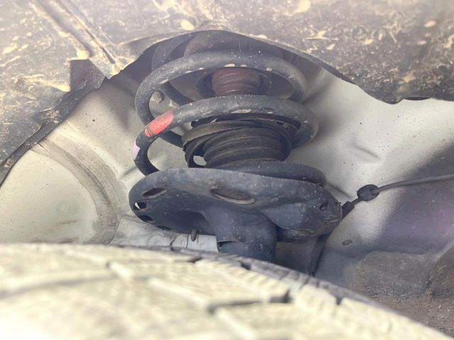 TOYOTA PRIUS 2012 Image 31