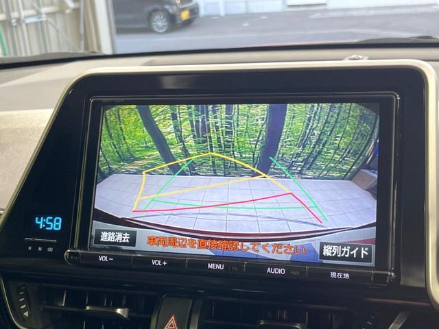 TOYOTA C-HR 2017 Image 31