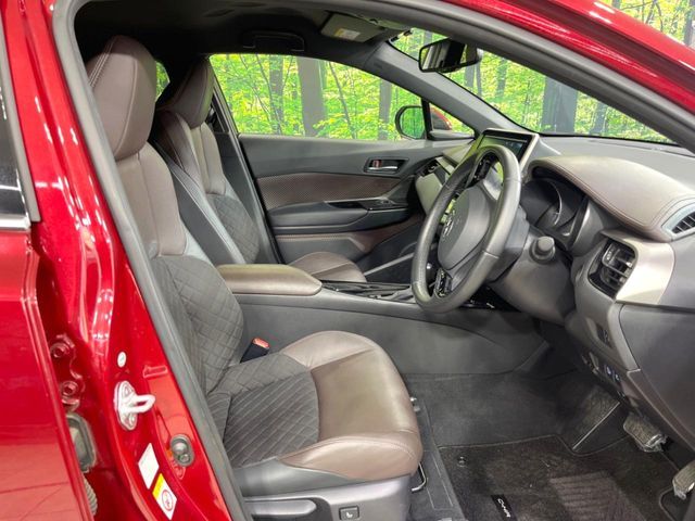 TOYOTA C-HR 2017 Image 31