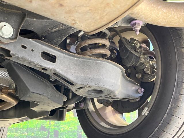 TOYOTA C-HR 2017 Image 31