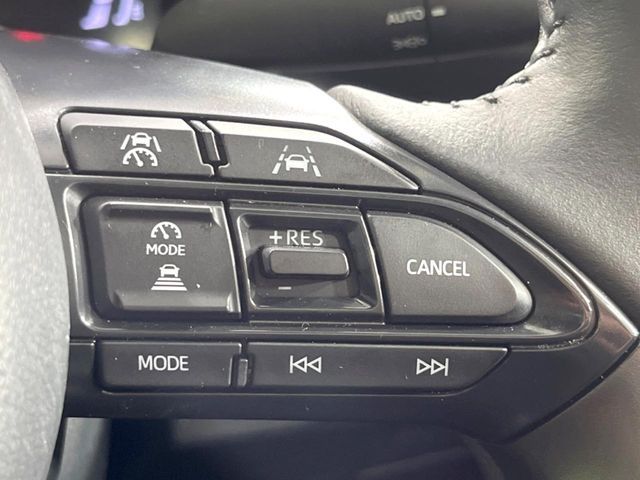 TOYOTA YARIS CROSS HYBRID 2025 Image 31