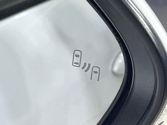 TOYOTA YARIS CROSS HYBRID 2025 Image 31