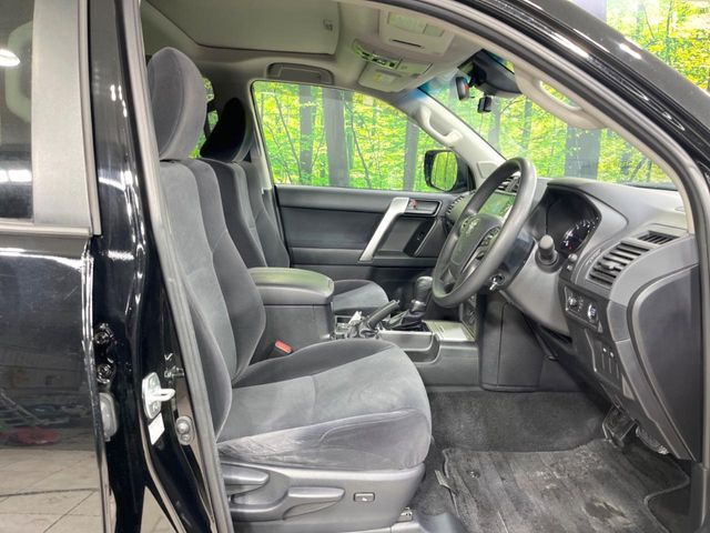 TOYOTA LANDCRUISER PRADO 2023 Image 31