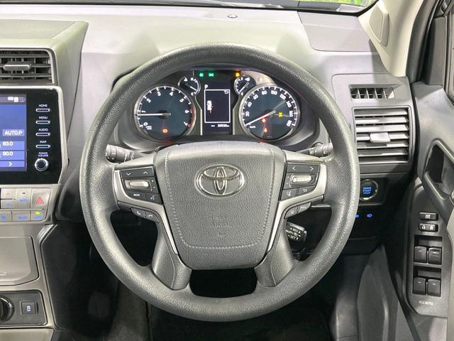 TOYOTA LANDCRUISER PRADO 2023 Image 31