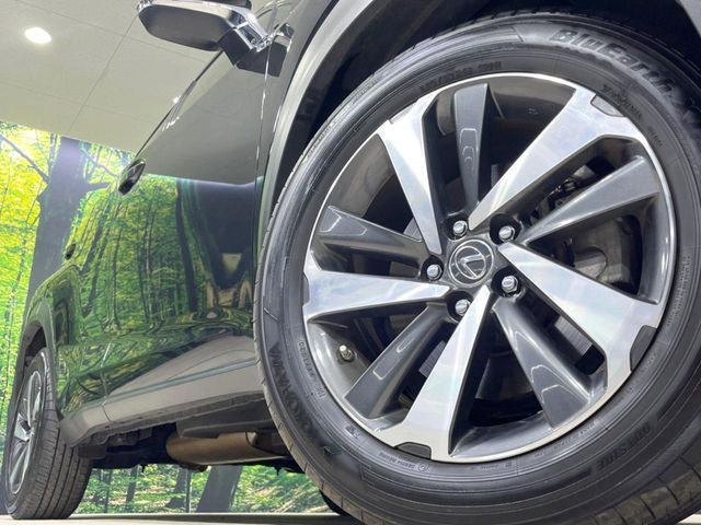 TOYOTA LEXUS NX300 2018 Image 31