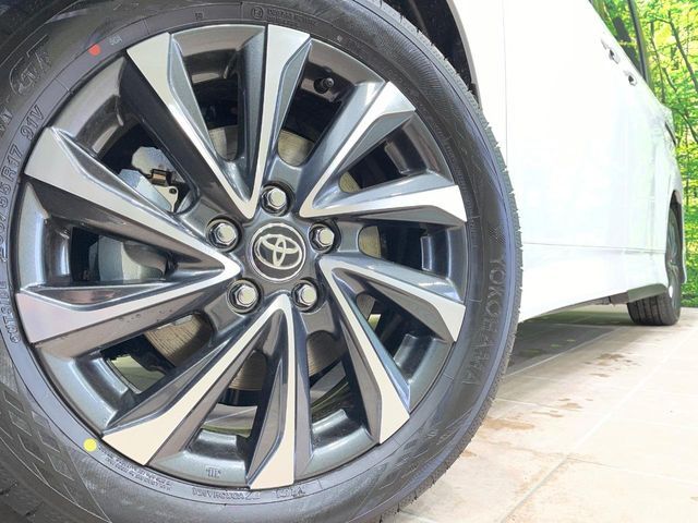 TOYOTA VOXY HYBRID 2026 Image 31