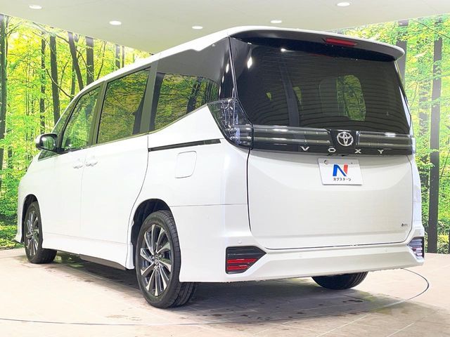 TOYOTA VOXY HYBRID 2026 Image 31