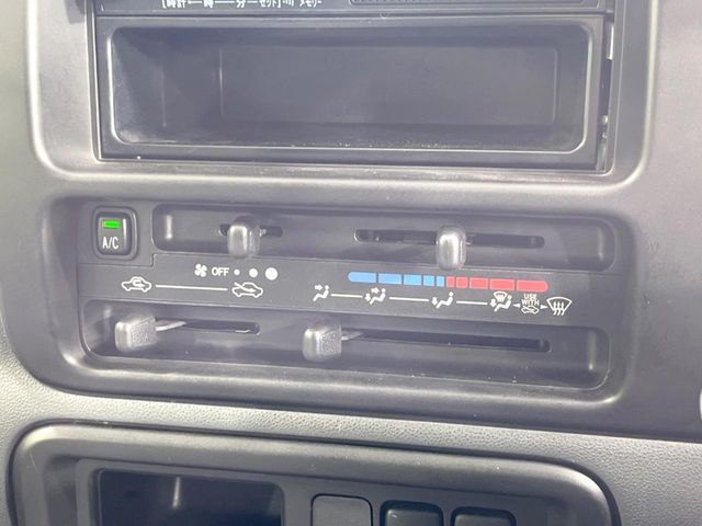 DAIHATSU HIJET CARGO 2013 Image 31