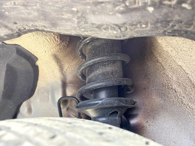 DAIHATSU HIJET CARGO 2013 Image 31