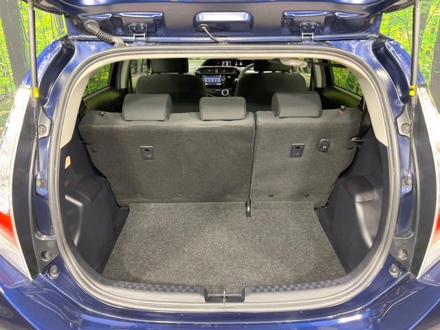 TOYOTA AQUA 2018 Image 31