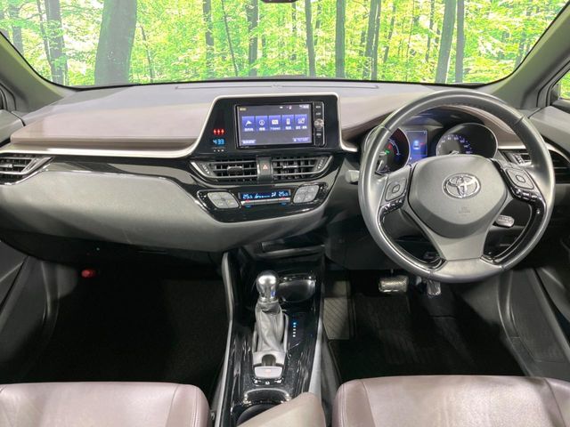 TOYOTA C-HR 2017 Image 31