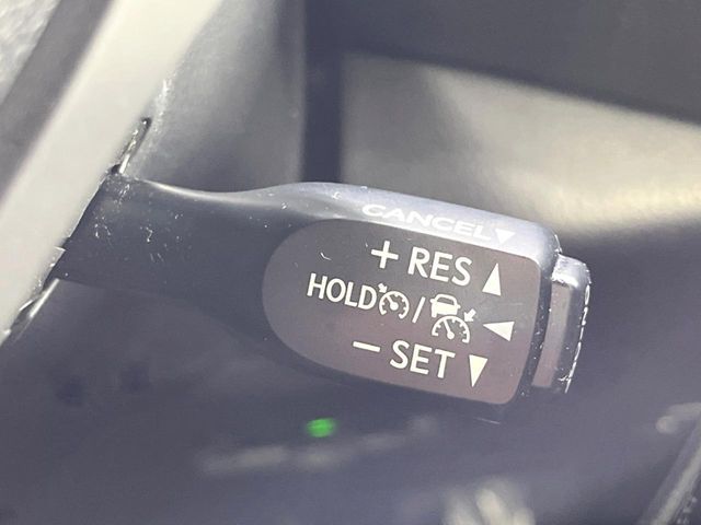 TOYOTA C-HR 2017 Image 31