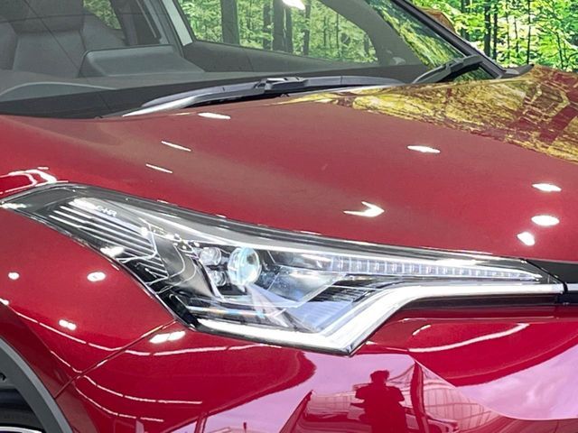 TOYOTA C-HR 2018 Image 31