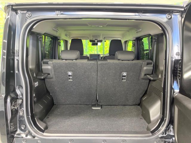 SUZUKI JIMNY NOMADE 2025 Image 31