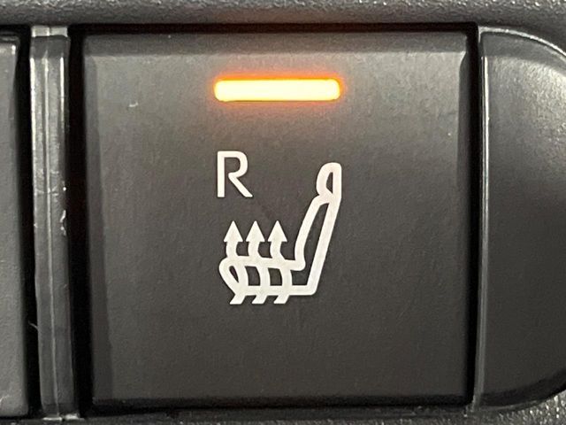 TOYOTA YARIS HYBRID 2021 Image 31